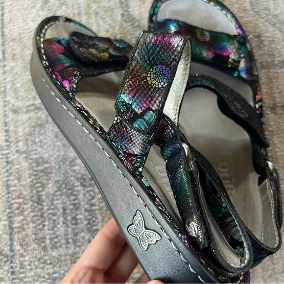 Alegria Verona Colorful Floral Sandals Black Boho Comfort Leather 7 Slip Hippie - Picture 11 of 13